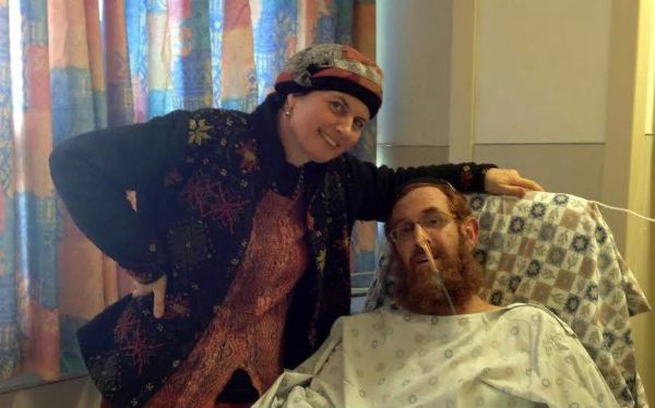 מתאושש: יהודה גליק יצא מטיפול נמרץ