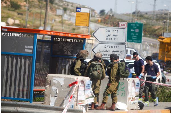 הנהגים הערבים שובתים; המתנחלים נפגעים