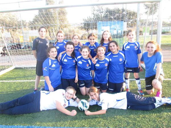 שחקניות הכדורגל מאפרת נגד קבוצה ערבית