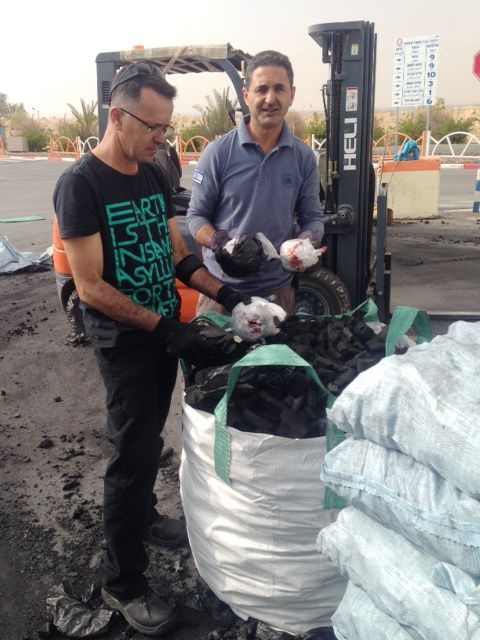 סוכל ניסיון הברחה של 450 ק"ג טבק לנרגילות