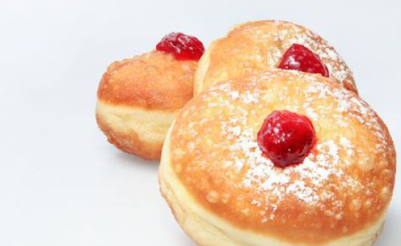 יש בכלל ריבה בסופגניה?