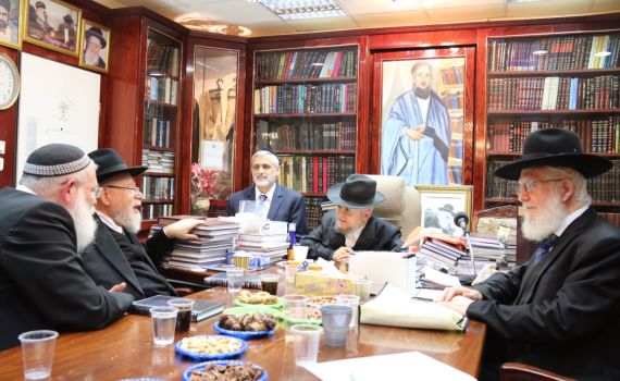 הרב ליאור והרב לבנון נועדו עם הרב מזוז. בקרוב יודיעו על תמיכה בישי