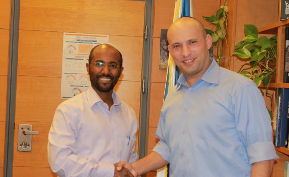 בנט: "משה סלומון הוא אדם ערכי, חברתי ולוחם"