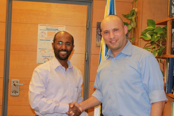 בנט: "משה סלומון הוא אדם ערכי, חברתי ולוחם"