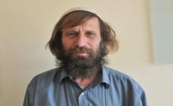 הייתכן שמעשיו של הרב דרוקמן הם נגד ההלכה?