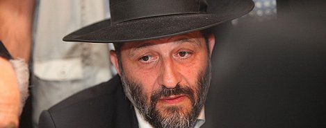 גוזרים על אריה דרעי להישאר בש"ס