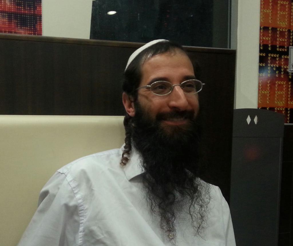 "באנו חושך לגרש" / בעקבות סכנת האינטרנט