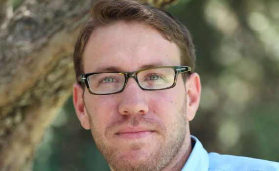 שלזינגר לועג למסיתים: "תזהרו מהאתיופים"