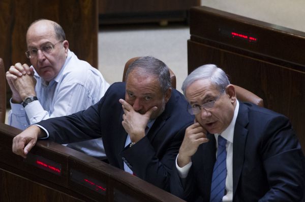בליכוד נערכים לקואליציה של 61; נתניהו שר החוץ