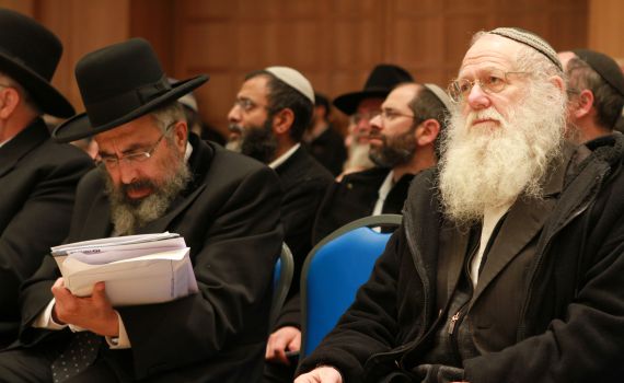 רשמים מכינוס הרבנים: "יש לנו עצבים  מברזל"