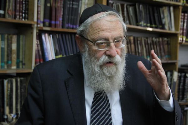 "כהונתו של הרב אריה שטרן הסתיימה"