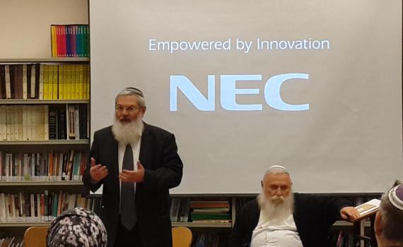 "לפתוח את הלב בפני כל מתגייר"