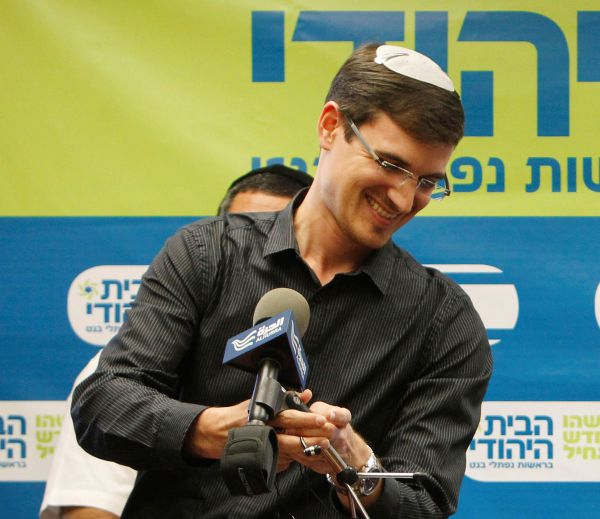 ברנז'ה: פנחס וולף מונה לדובר איילת שקד
