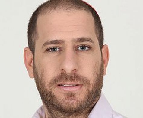 חנוך דאום מצטרף לרדיו 'גלי ישראל'