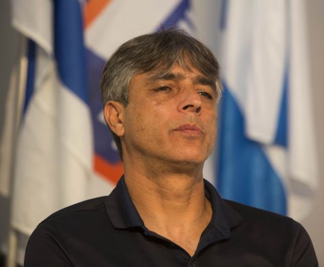 לא הגזענות: סיכום פרשת אלי אוחנה בחרוזים