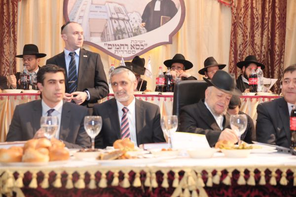 "גדולי הדור החרדים העריצו את הרב קוק"