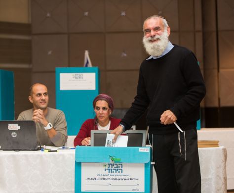 "אם היה לי בן הומו הייתי מציע לו ללכת  לטיפול"