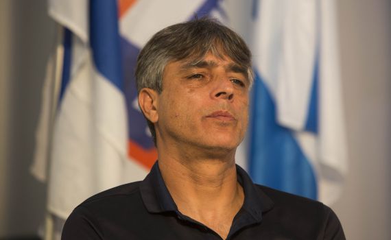 יוסף רוסו בעולם קטן: אלי אוחנה כבר מזמן לא העניין