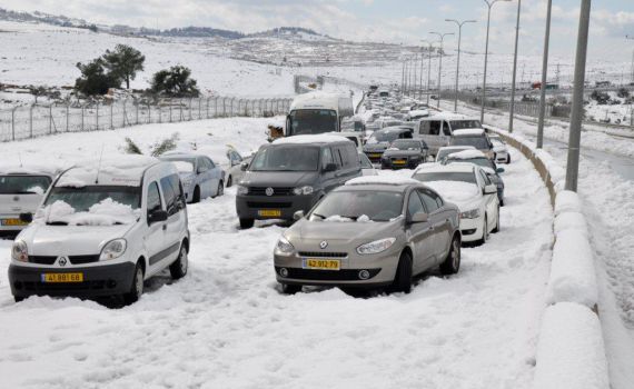 מתכוננים לסערה: ביום רביעי שלג בירושלים