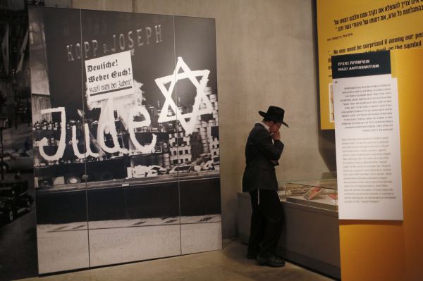 צפו: אל מלא רחמים לזכר 6 מילוני נרצחי השואה