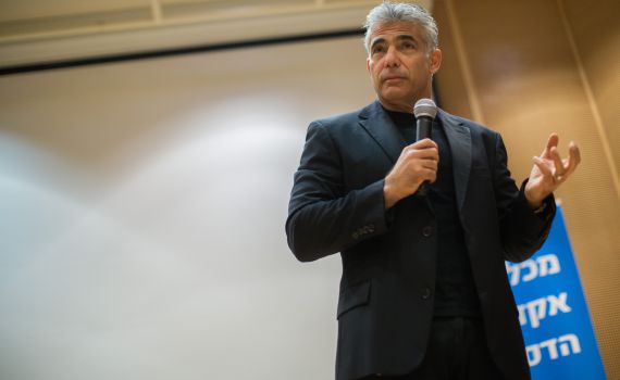 יש עתיד: "האחים של בנט יוצאים מהארון"