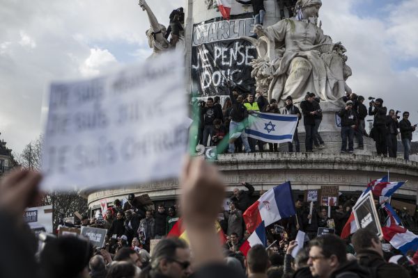 עלייה יהודית? כן. לא צריכים כאן ערב רב