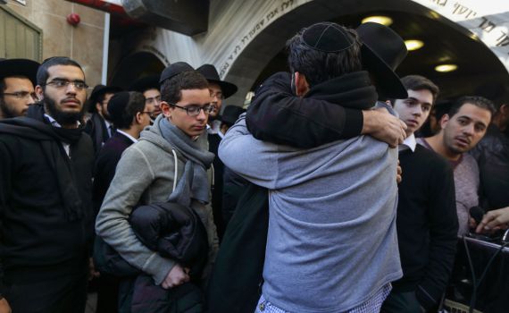 ארבעת הנרצחים מובאים למנוחות: סידורי הלוויה