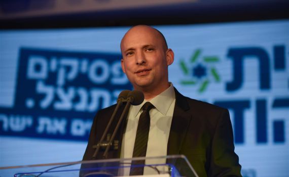 השטח בוער: חברי מרכז נגד בנט