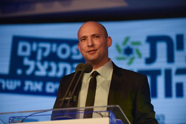 השטח בוער: חברי מרכז נגד בנט