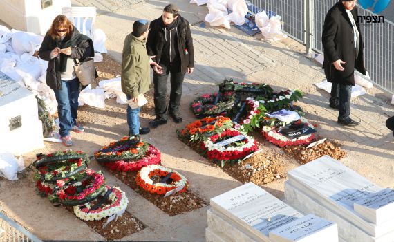 הקבורה תעלה למשפחות הנרצחים 200,000 ש"ח
