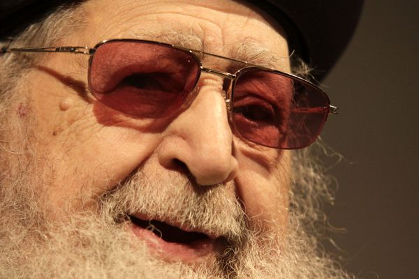 מי רוקן את חשבון הבנק של הרב עובדיה?