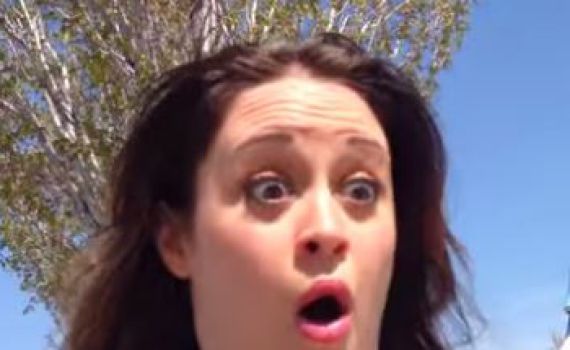 מופתעת מאוד: הסלפי שהפך להצעת נישואין