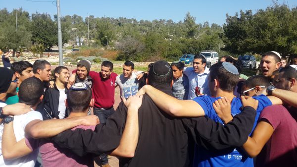 שטבון במכינת אלישע: 'על כל עתירה, נפעל להסדרה'