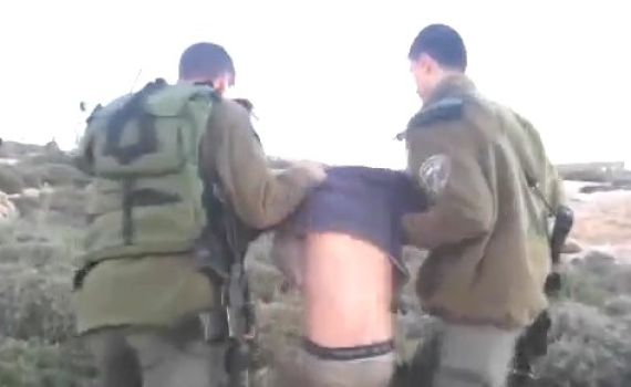 ילד בן 9 נעצר באלימות במהלך פינוי בקרית ארבע