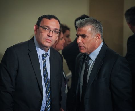 החיבור של יש עתיד לציבור הסרוג מתגלה כבלוף