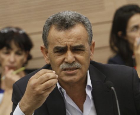 החכי"ם הערבים: "אין בתי דפוס בתוך הקו הירוק?"