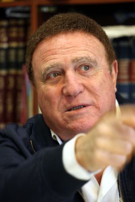 יהורם גאון על אביב גפן: "גועל נפש"