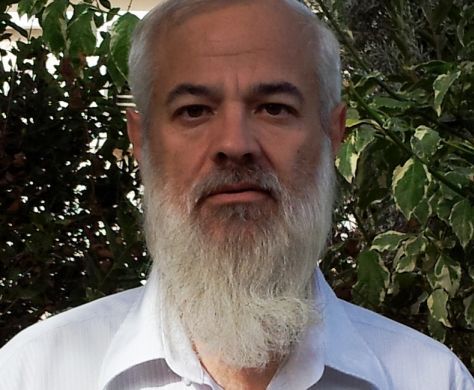 "הבית היהודי לא מתייעץ עם רבנים? שקר גס"