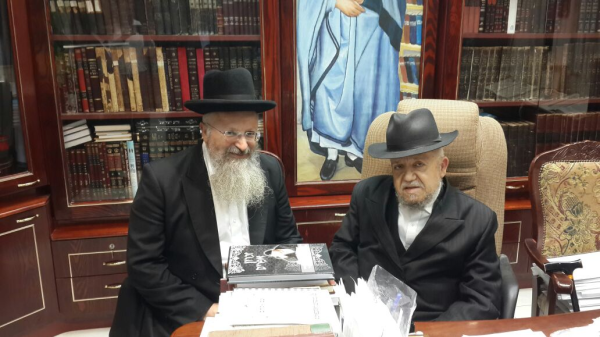 הרב אליהו נועד עם הרב מזוז: "באתי לברך"