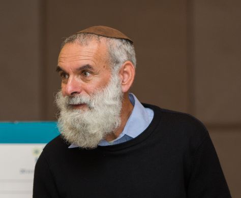 יו"ר ועדת הבחירות הוציא צו מניעה לרב רונצקי