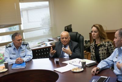 "תפקיד ועדת הבחירות בפסילת מועמד – סרק"