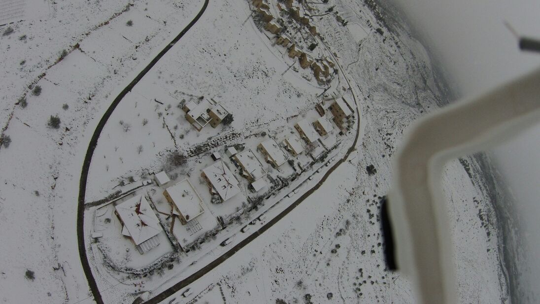 מדהים: תמונות ממסוק זעיר מעל 'אלון מורה'