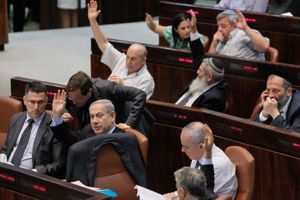 התחזית לכנסת הבאה: פחות ח"כים דתיים