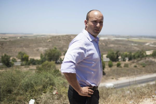 בנט עוקץ: "מי שמסתובב רואה שיש בנייה ביו"ש"