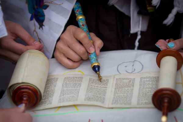 הרב אבינר: שלוש הערות על קריאת פרשת זכור