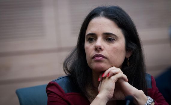 מה גרם לאיילת שקד לוותר על תיק המשפטים?