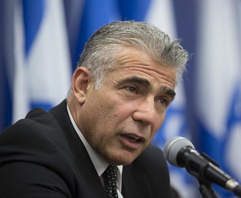 יאיר לפיד: "נאבק בכל כוחנו על חוק הגיור"