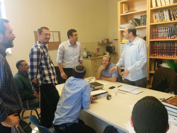 ראש מכינת עצמונה פרסם מכתב תמיכה בשטבון