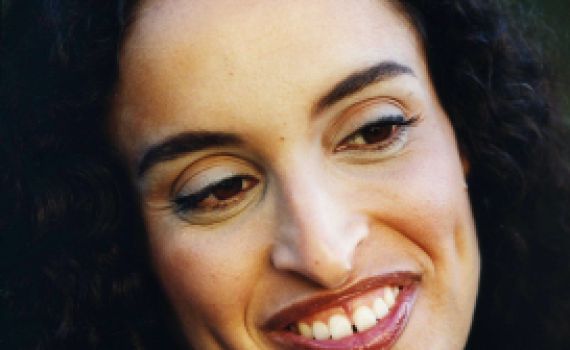 אחינועם ניני הותקפה; "נטפל בך כמו בגפן"