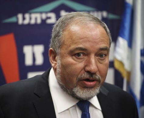 ליברמן מתעקש: לתיק הביטחון אין קשר למנדטים